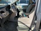 2014 Toyota Sienna  იყიდება Pekin-ში, IL - Front End