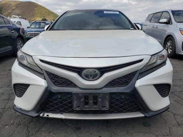  TOYOTA CAMRY 2018 White