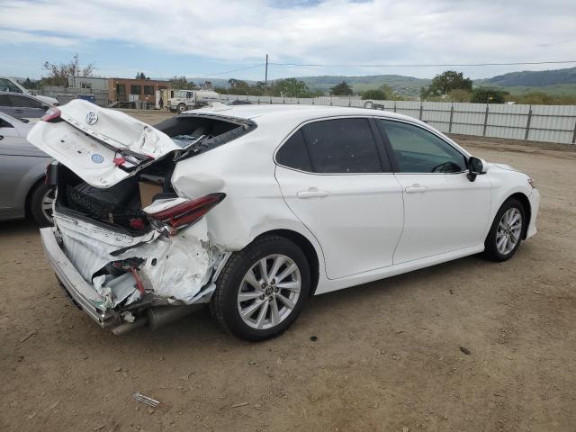  TOYOTA CAMRY 2022 Biały