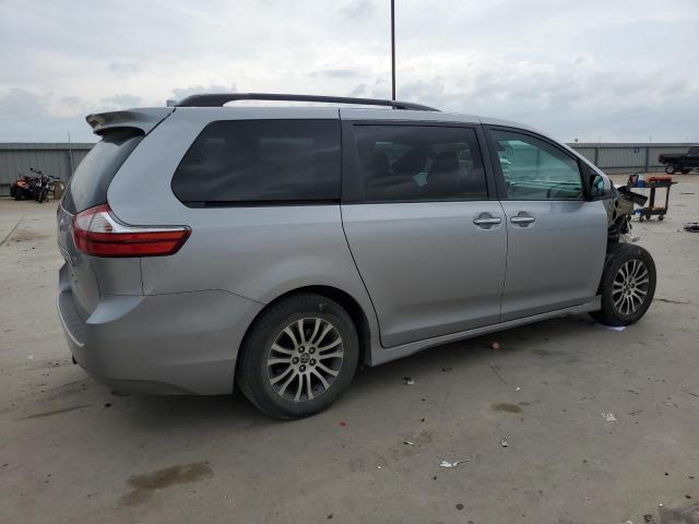  TOYOTA All Models 2018 Srebrny