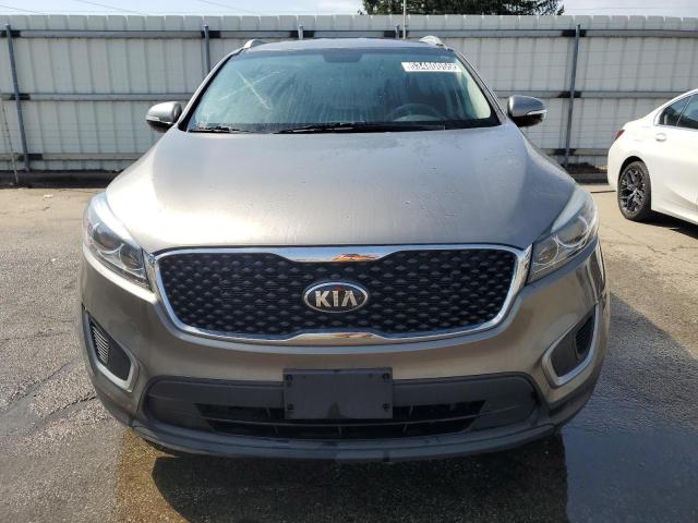  KIA SORENTO 2017 Srebrny