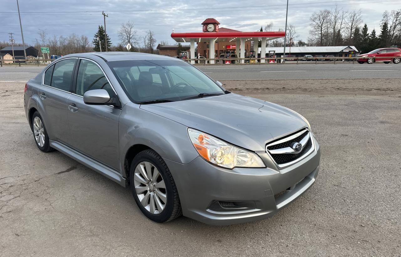 Cookstown, ON에서 판매 중인 2011 Subaru Legacy 2.5I Limited - Minor Dent/Scratches