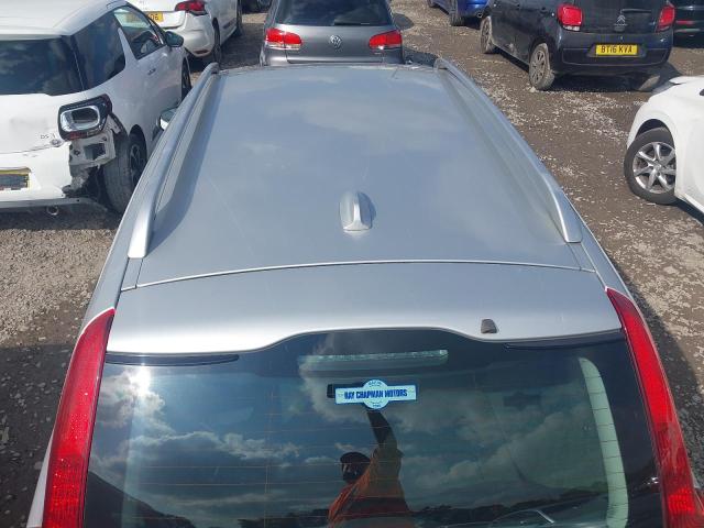 2010 VOLVO V50 SE LUX