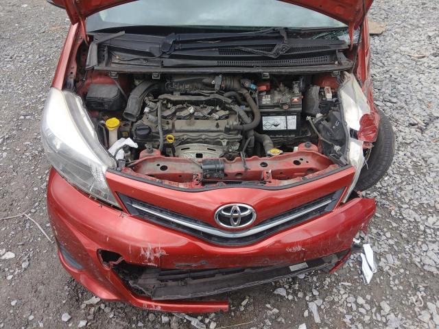 2013 TOYOTA YARIS TR V