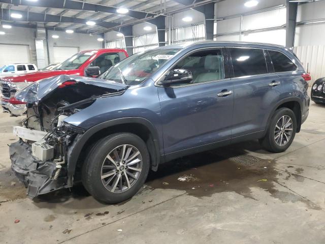 TOYOTA HIGHLANDER 2019 Синий