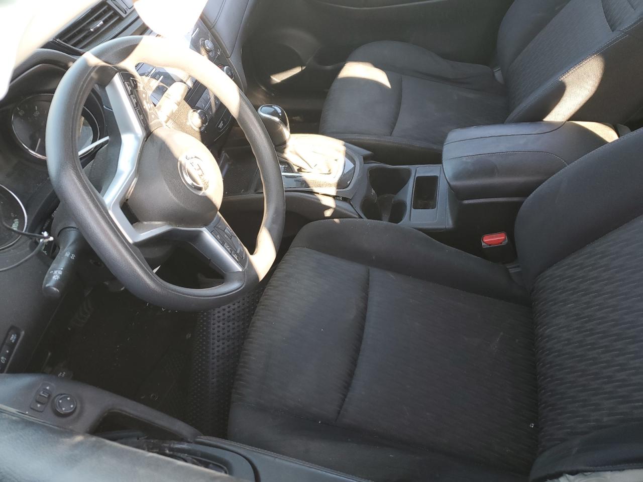 jn8at2mvxhw268094 JN8AT2MVXHW268094 2017 Nissan Rogue S