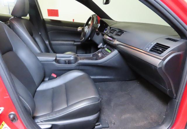 Хэтчбеки LEXUS CT 200 2015 Красный