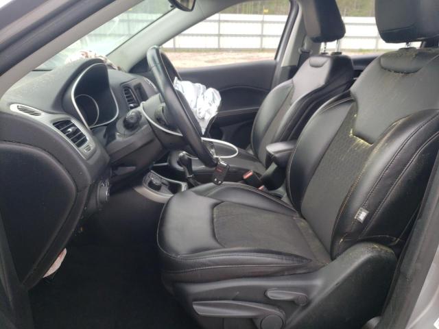  JEEP COMPASS 2019 Srebrny