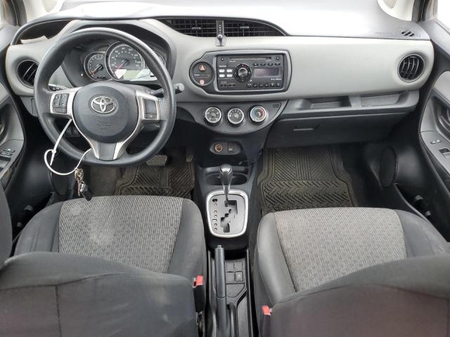  TOYOTA YARIS 2017 Srebrny