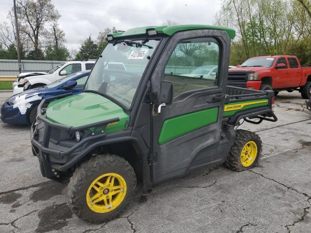2021 JOHN DEERE XUV835R