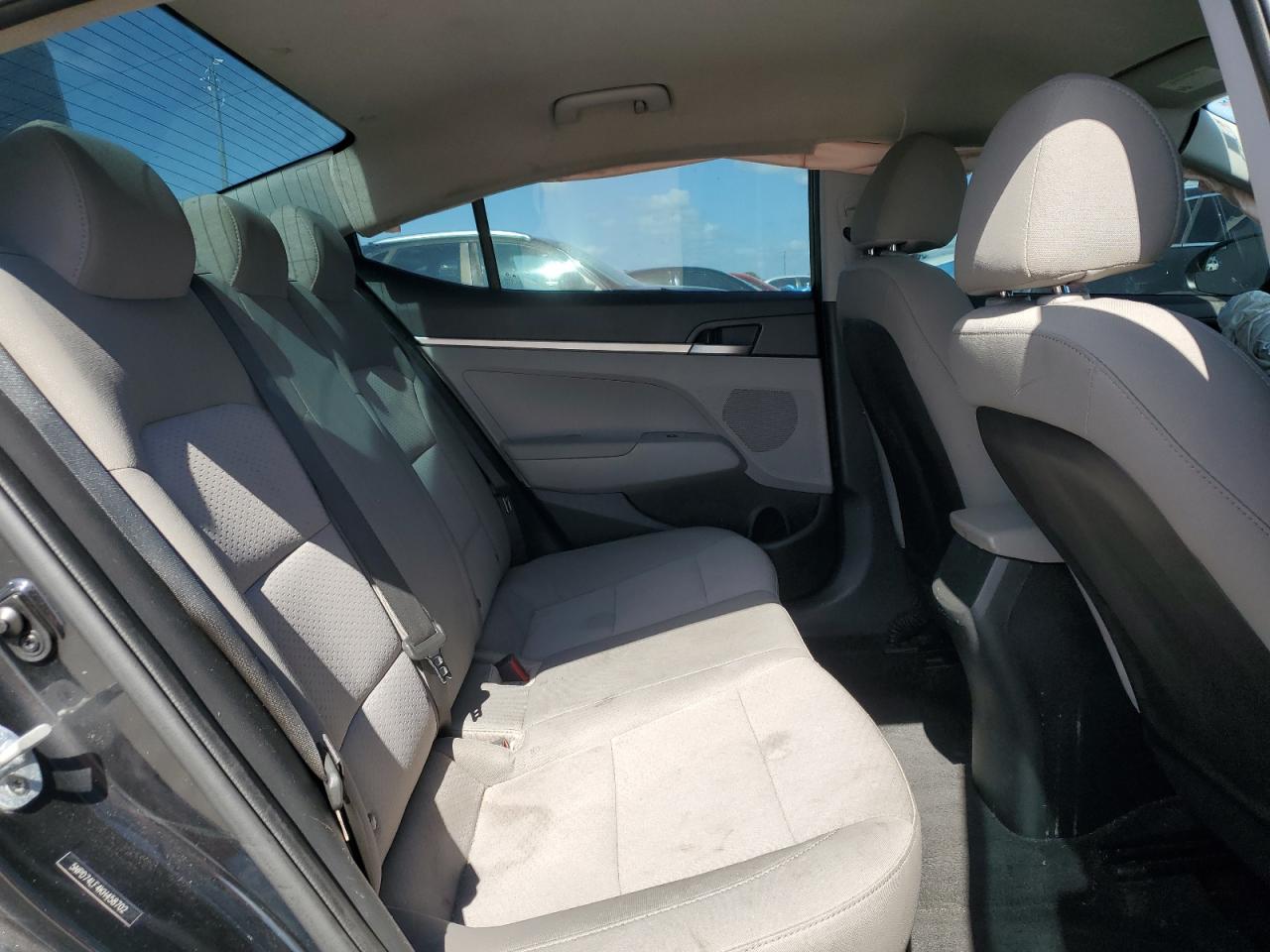 2019 Hyundai Elantra Se VIN: 5NPD74LF4KH458702 Lot: 53166465