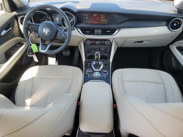  ALFA ROMEO STELVIO 2021 Granatowy