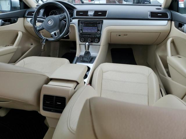  VOLKSWAGEN PASSAT 2013 Srebrny
