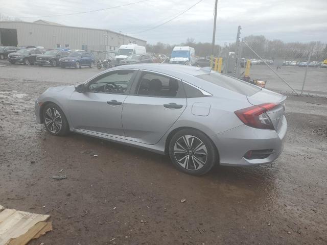 Sedans HONDA CIVIC 2017 Srebrny