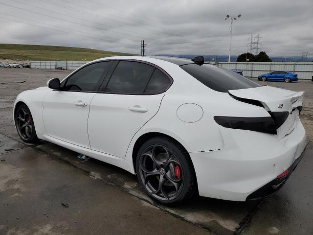  ALFA ROMEO GIULIA 2017 Biały
