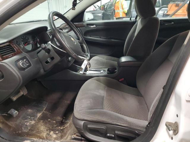 Sedans CHEVROLET IMPALA 2014 Biały