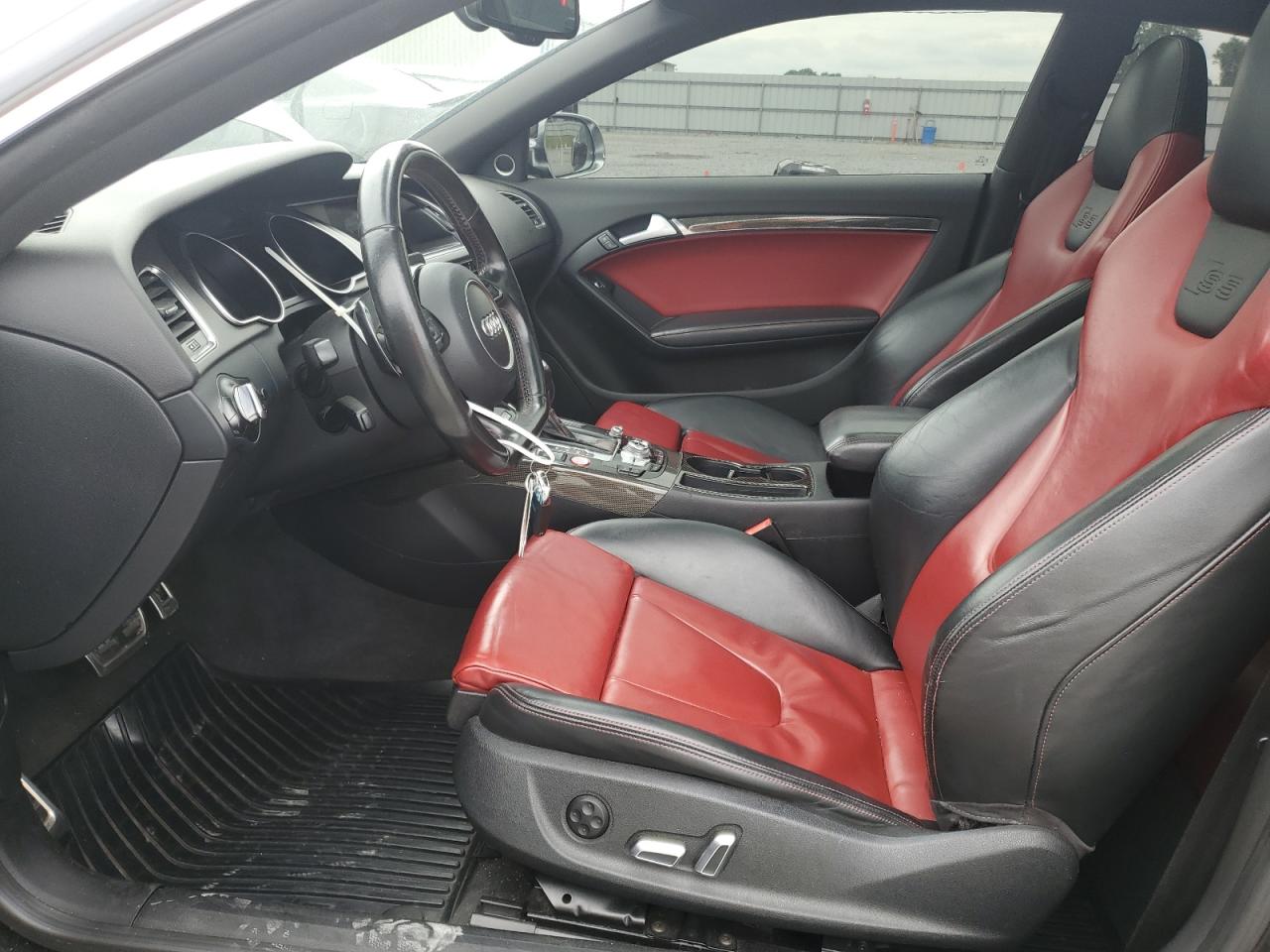 2015 Audi S5 Premium Plus VIN: WAUCGAFR1FA032640 Lot: 54301645