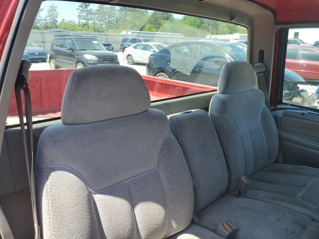 1998 Chevrolet Gmt-400 C1500 VIN: 1GCEC14R2WZ146898 Lot: 52628865