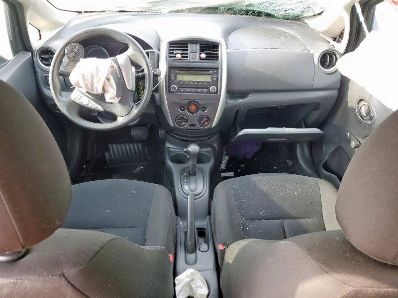 Hatchbacks NISSAN VERSA 2016 Szary