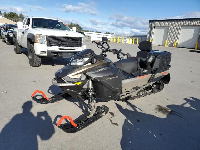 2022 SKIDOO EXPEDITION