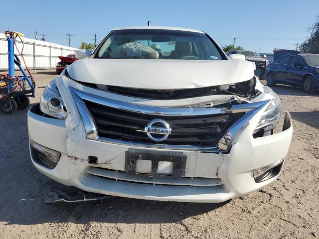  NISSAN ALTIMA 2015 Белы