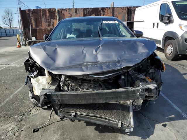 Седаны TOYOTA CAMRY 2015 Серый