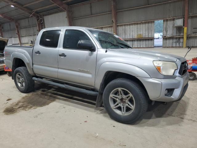  TOYOTA TACOMA 2014 Серебристый