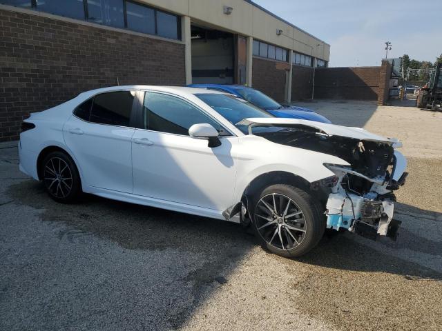  TOYOTA CAMRY 2024 Biały