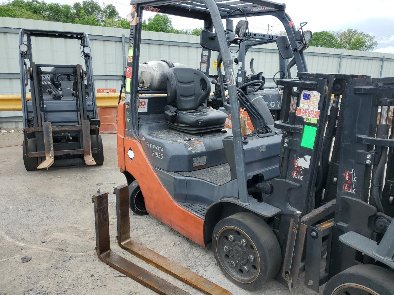 2016 Toyota Fork Lift for Sale in Lebanon, TN - Normal Wear