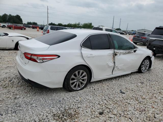  TOYOTA CAMRY 2018 Белы