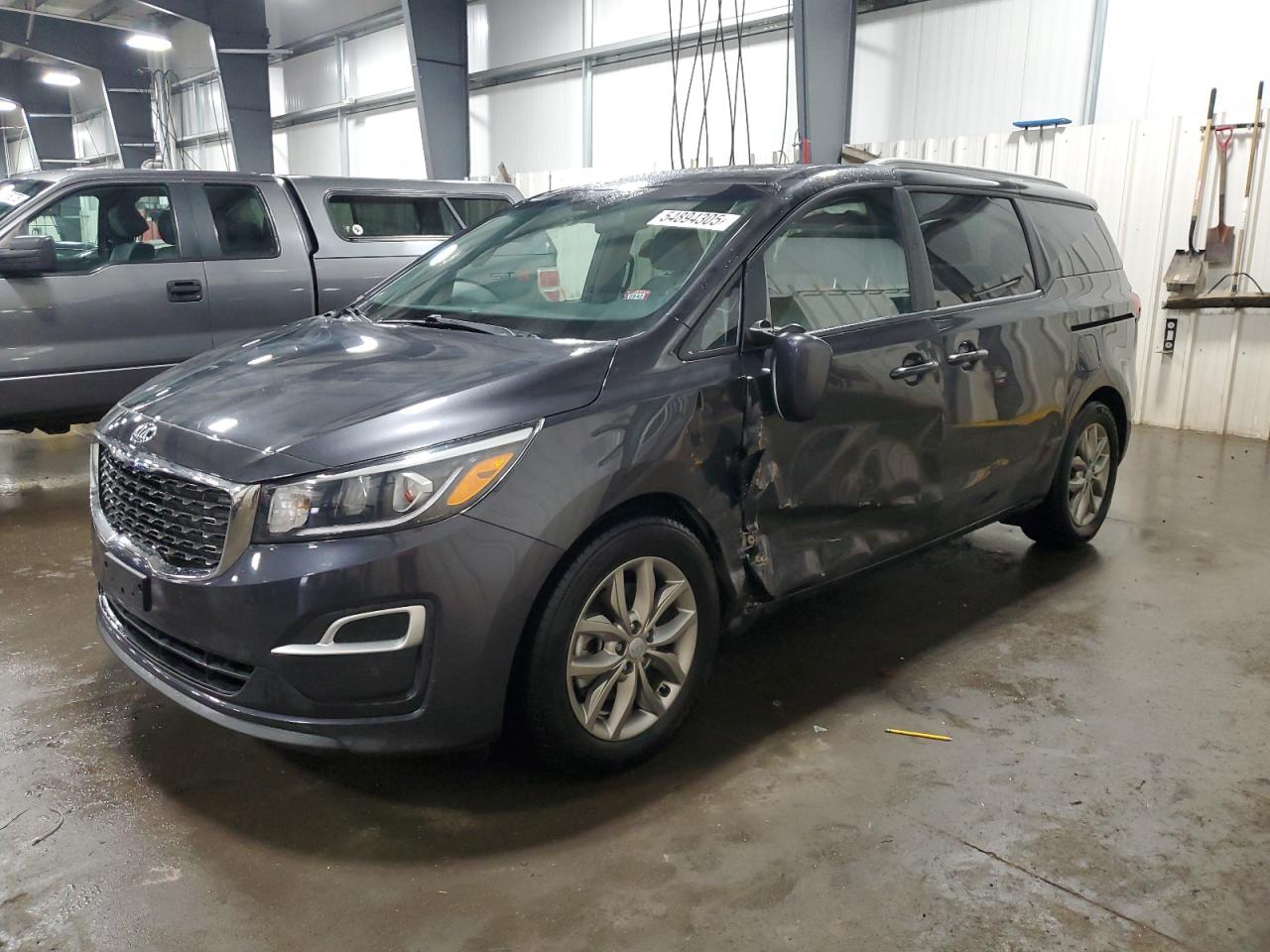 2019 Kia Sedona Lx for Sale in Ham Lake, MN - Side