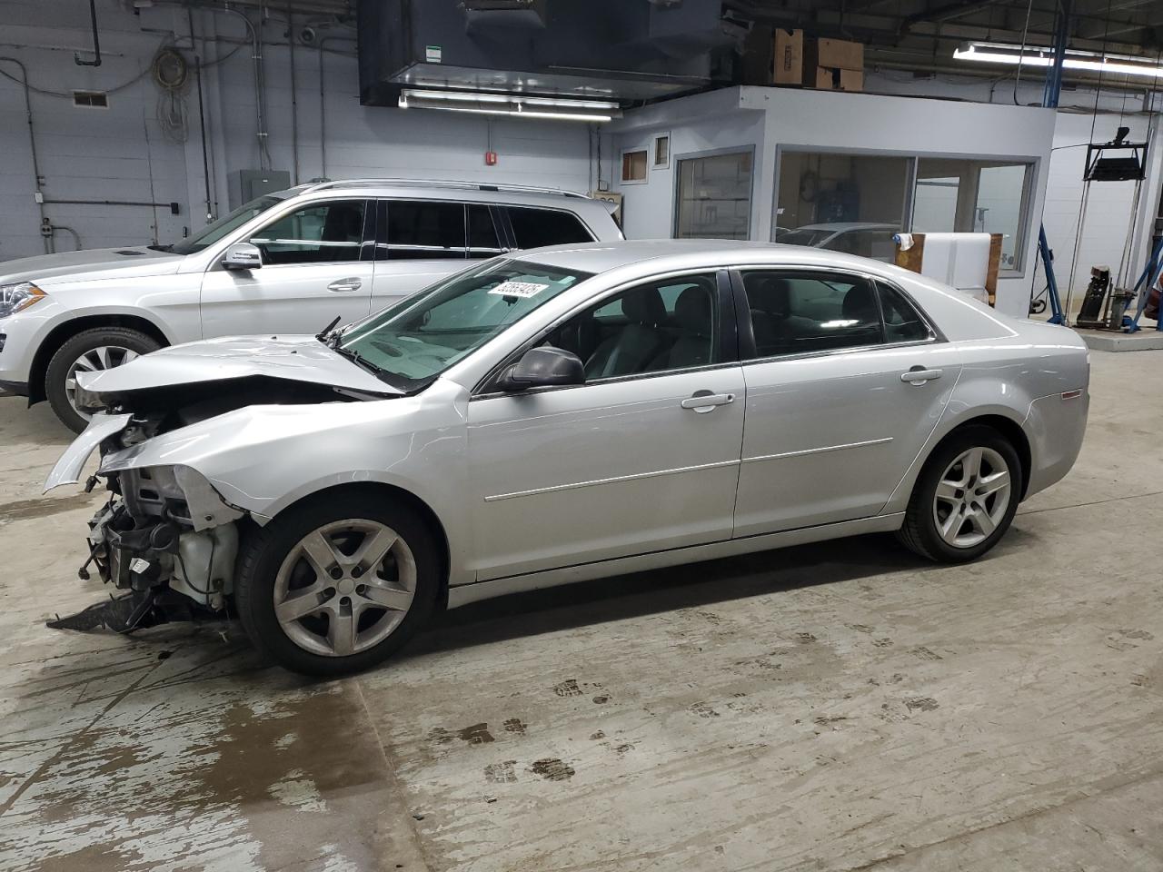Wheeling, IL에서 판매 중인 2011 Chevrolet Malibu Ls - Front End