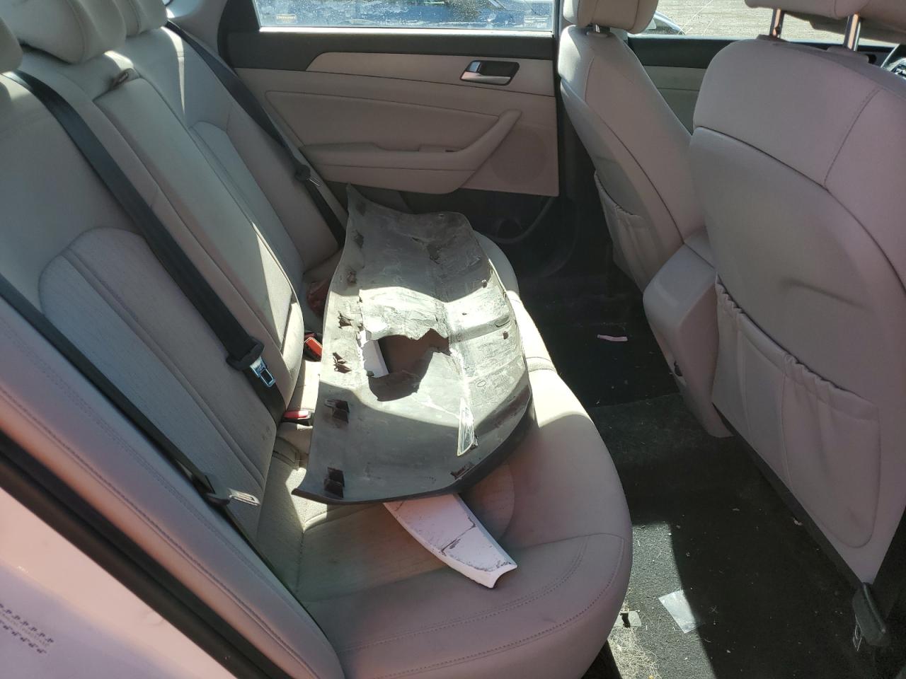 2016 Hyundai Sonata Hybrid VIN: KMHE24L1XGA037486 Lot: 54898265