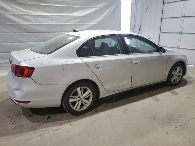  VOLKSWAGEN JETTA 2013 Серебристый