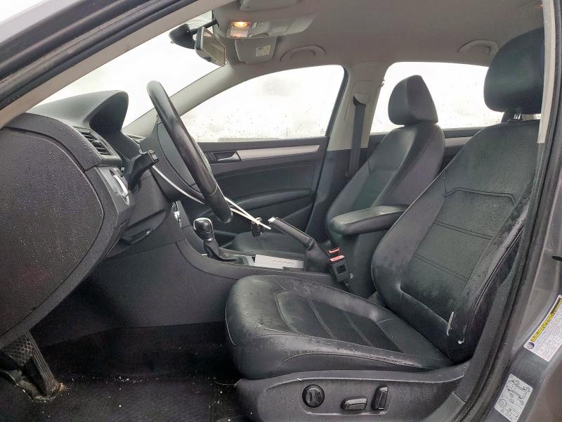  VOLKSWAGEN PASSAT 2012 Серый