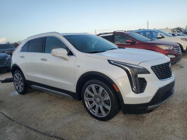  CADILLAC XT4 2019 White