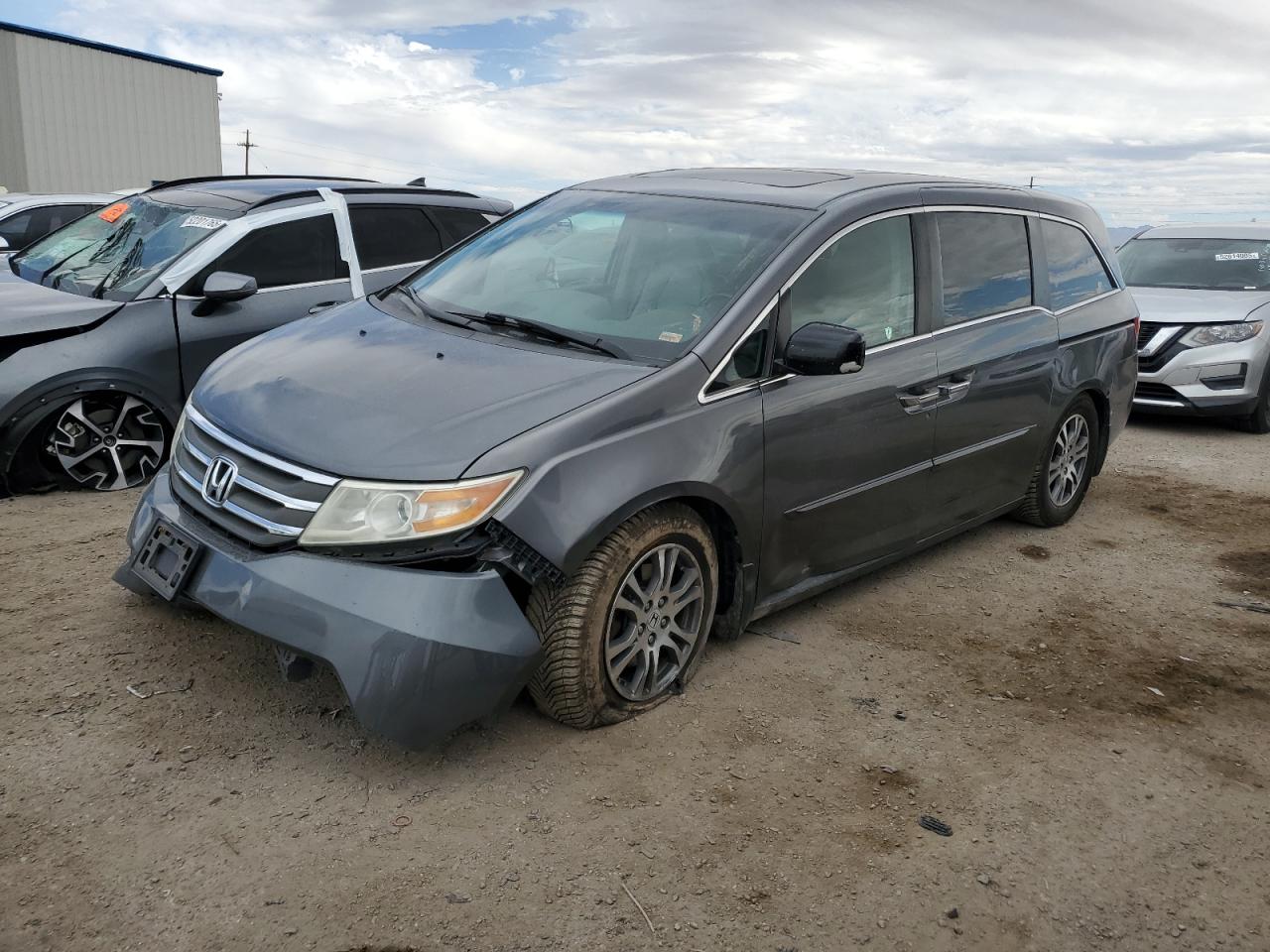 2012 Honda Odyssey Exl for Sale in Tucson, AZ - Front End