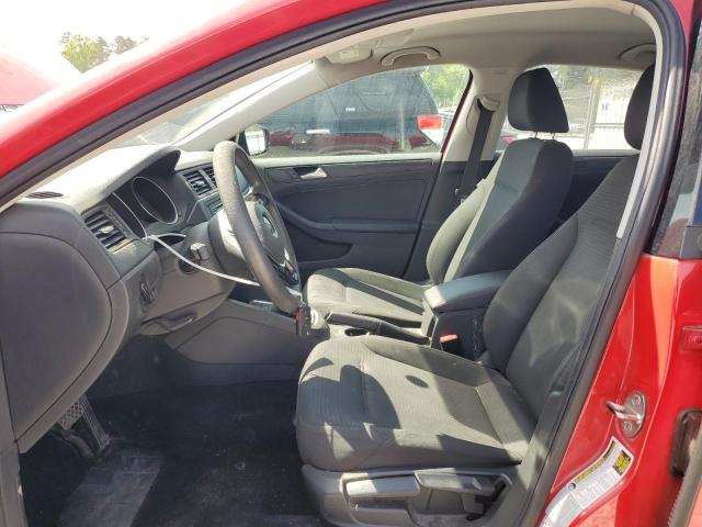  VOLKSWAGEN JETTA 2015 Красный