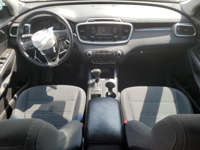  KIA SORENTO 2016 Srebrny