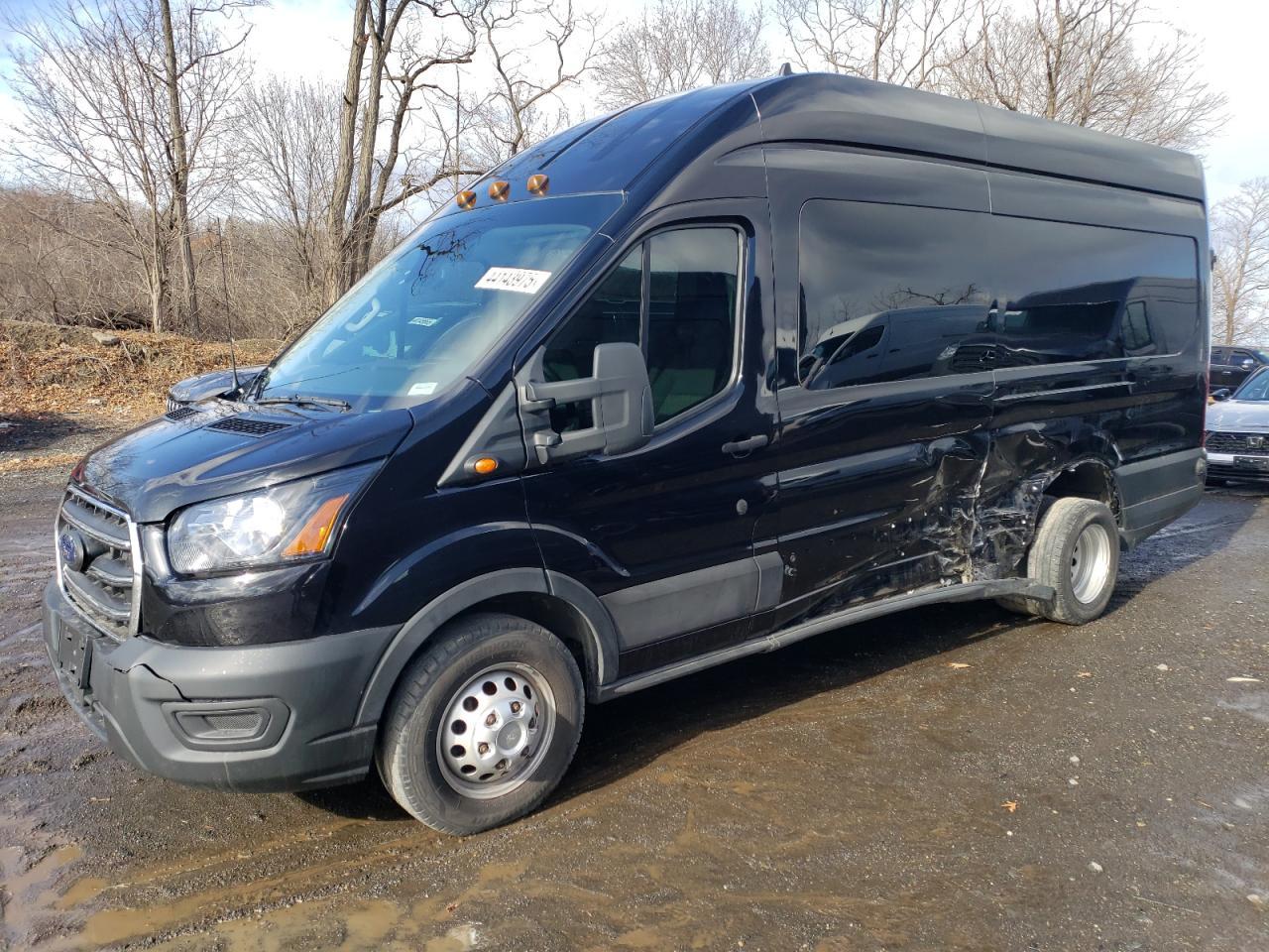 2022 Ford Transit T-350 Hd for Sale in Marlboro, NY - Side