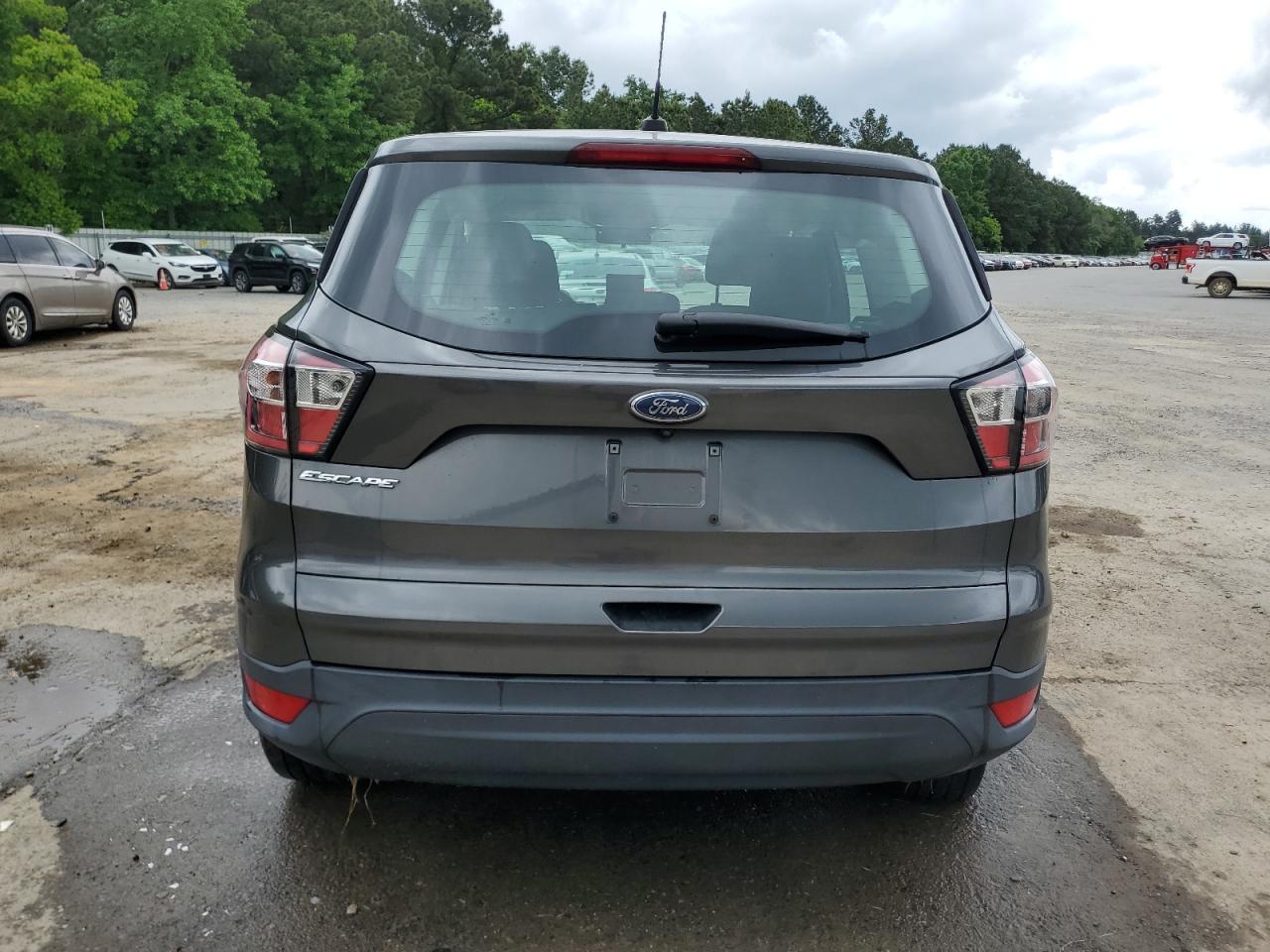 2017 Ford Escape S VIN: 1FMCU0F7XHUC07081 Lot: 55094775
