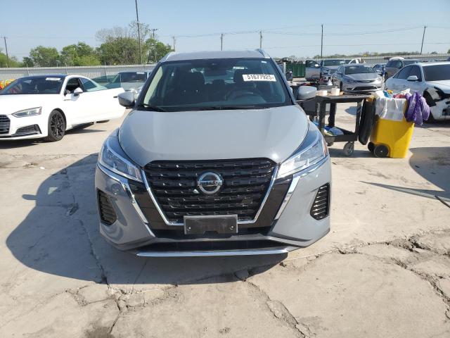  NISSAN KICKS 2021 Серый