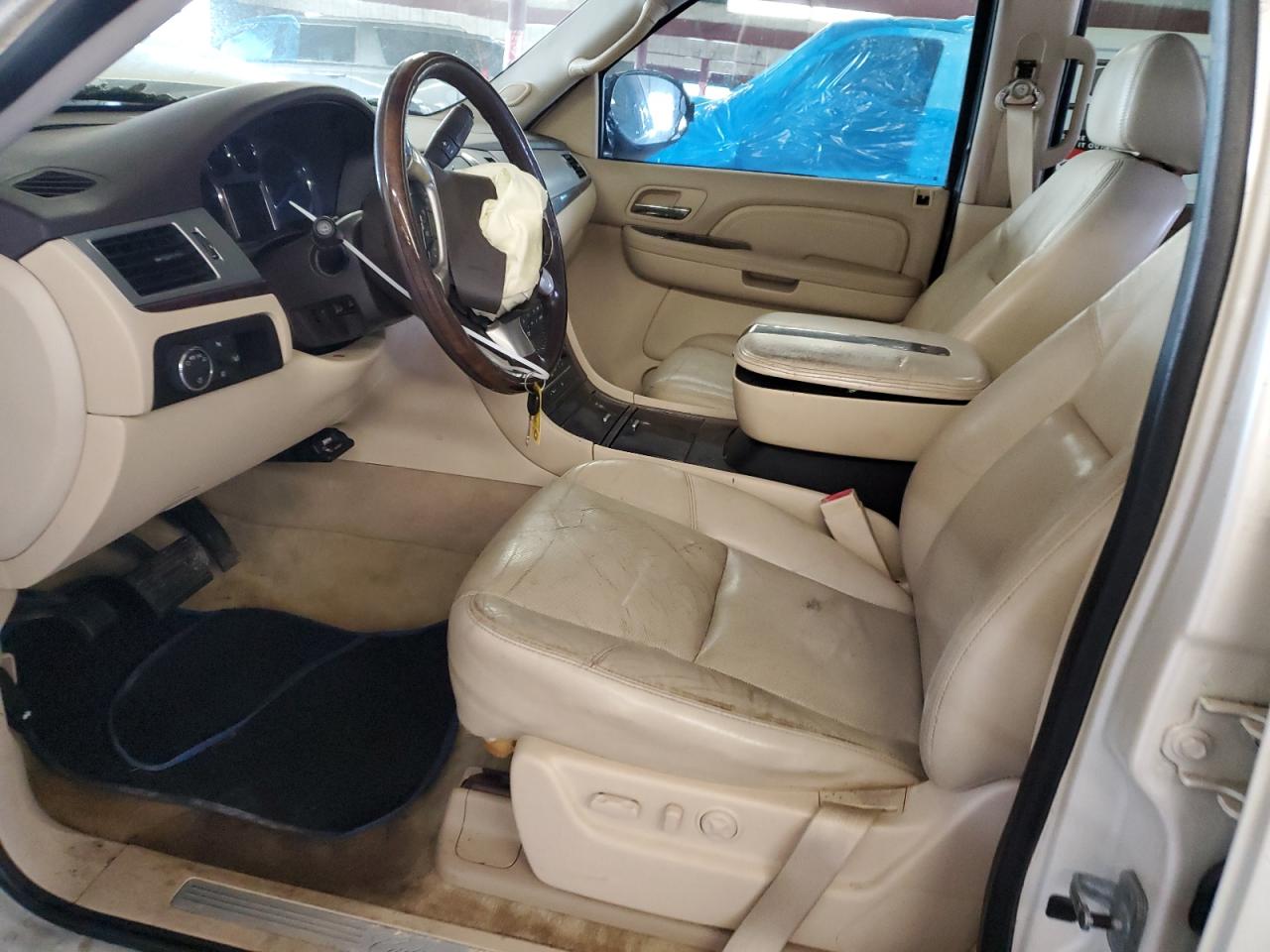 2007 Cadillac Escalade Luxury VIN: 1GYFK63837R139595 Lot: 54516945