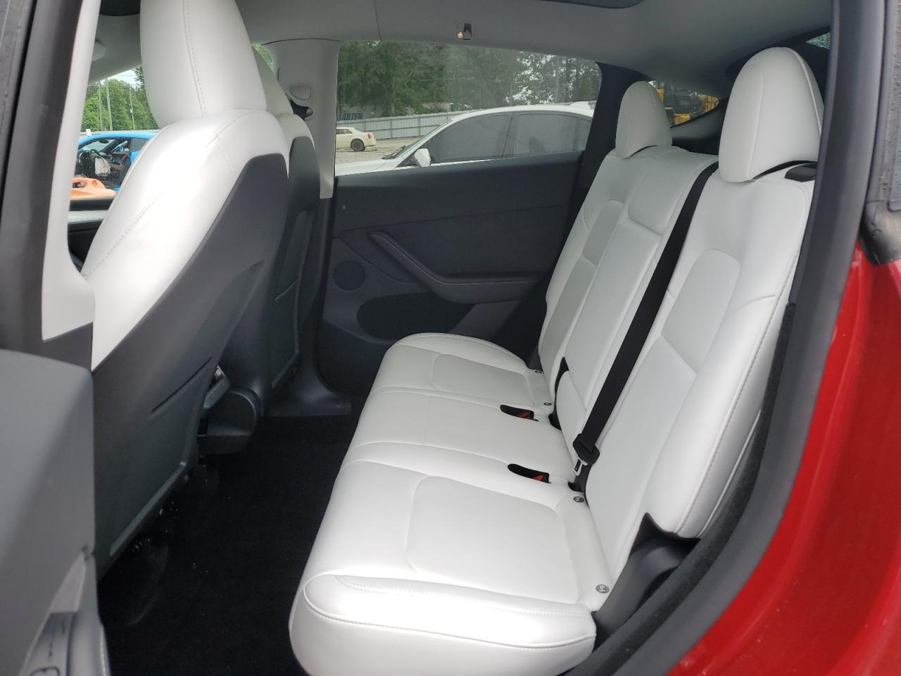 2024 Tesla Model Y VIN: 7SAYGDED6RA304546 Lot: 54132525