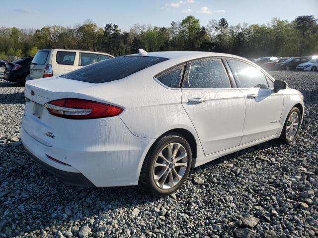  FORD FUSION 2019 White