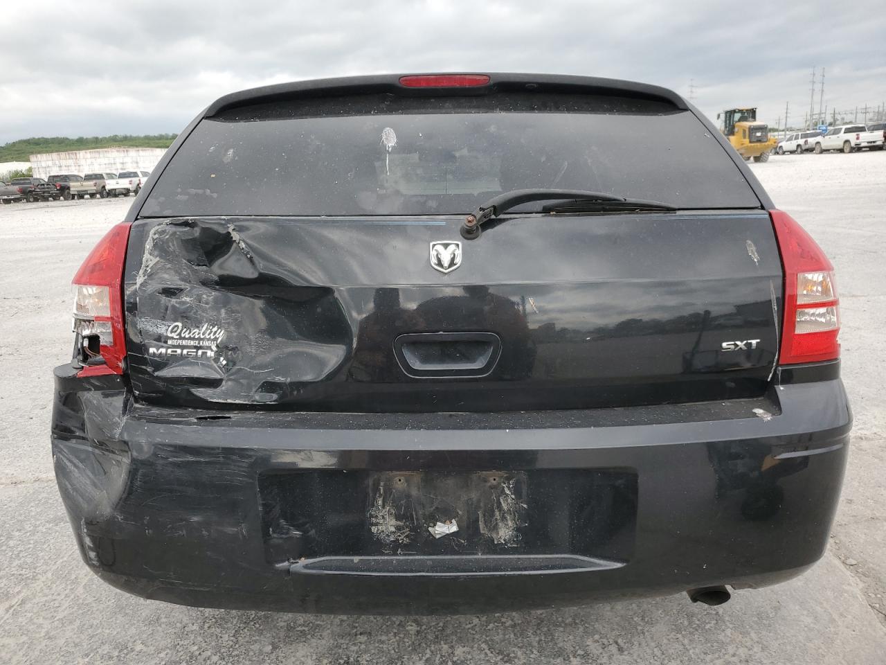 2005 Dodge Magnum Sxt VIN: 2D4FV48V65H166659 Lot: 53880845
