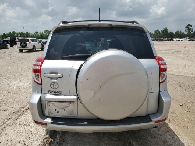  TOYOTA RAV4 2012 Серебристый