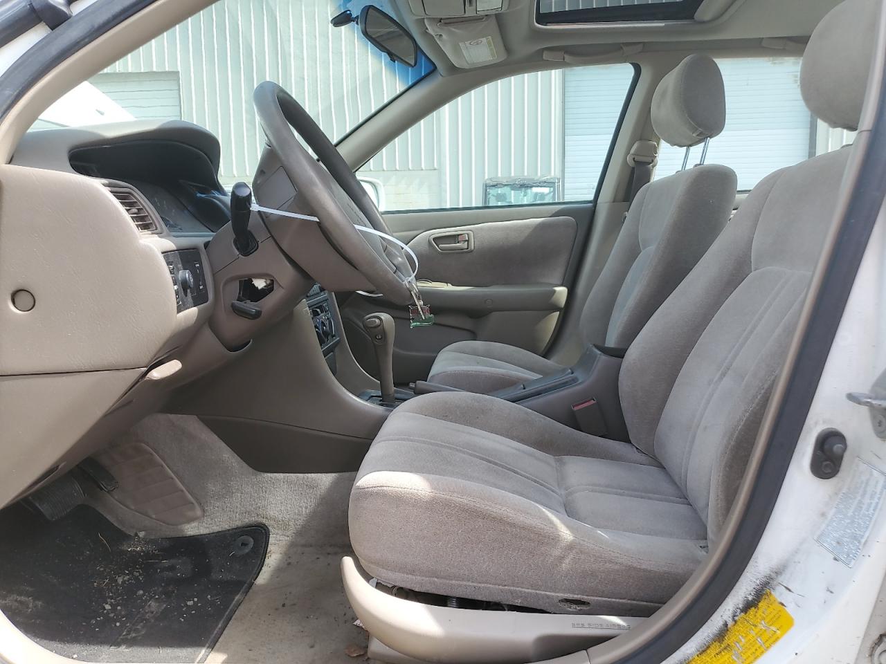 1999 Toyota Camry Le VIN: JT2BG28K3X0321443 Lot: 54210745