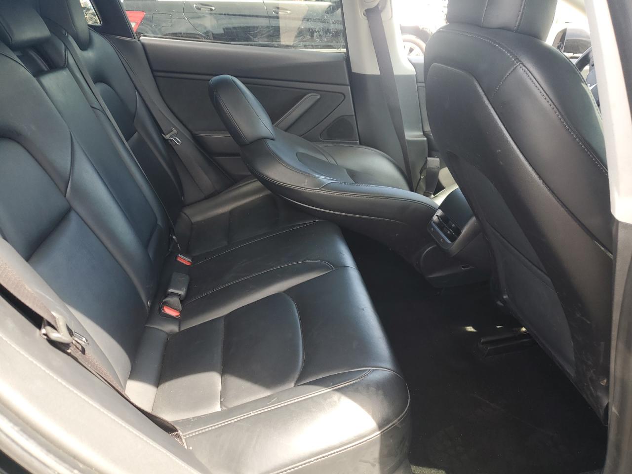 2019 Tesla Model 3 VIN: 5YJ3E1EA5KF304922 Lot: 51190485