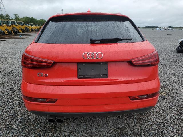  AUDI Q3 2018 Красный
